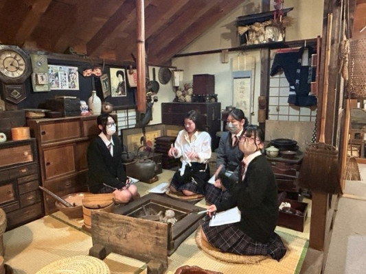 ④